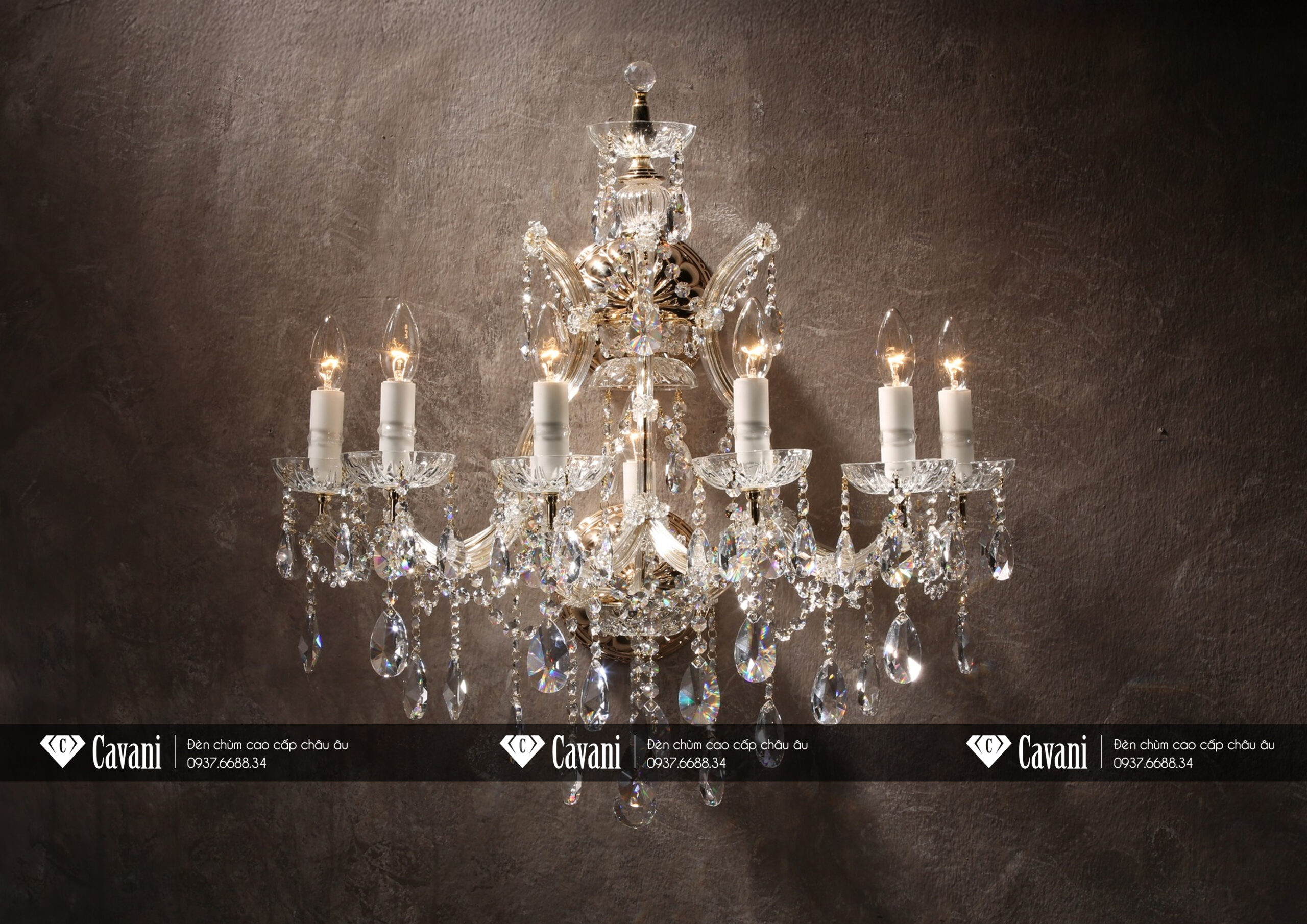 Mẫu đèn tường Châu Âu quyến rũ với thiết kế cầu kì bằng pha lê cao cấp